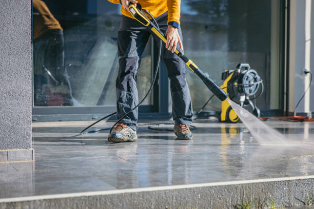Best Deck Cleaning Services  in Mascot, TN